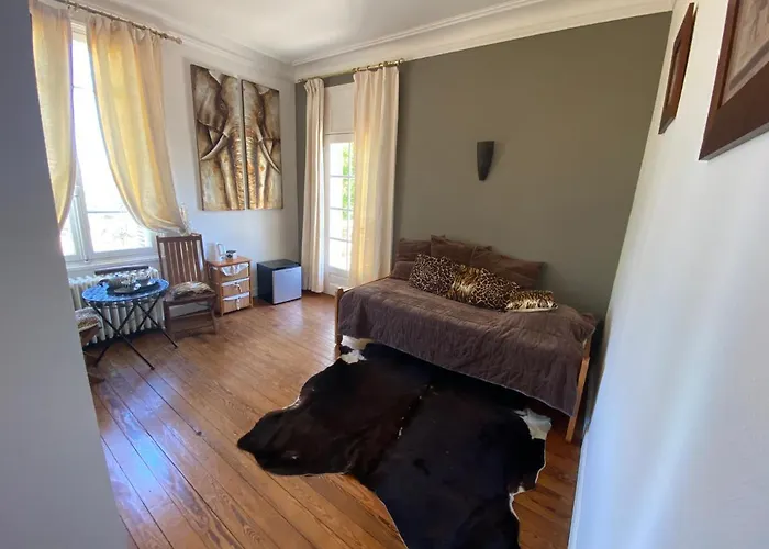 Bed & Breakfast Manoir De La Marjolaine 3*