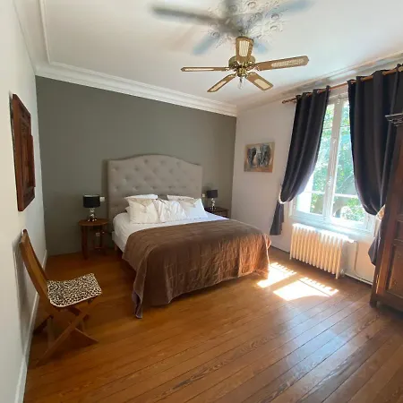 Manoir De La Marjolaine 3* كابورغ