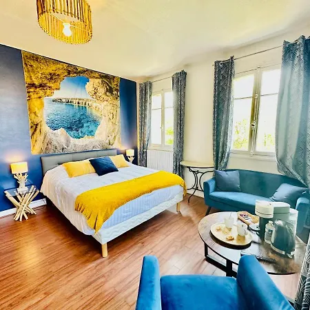 Manoir De La Marjolaine Couette-café Cabourg